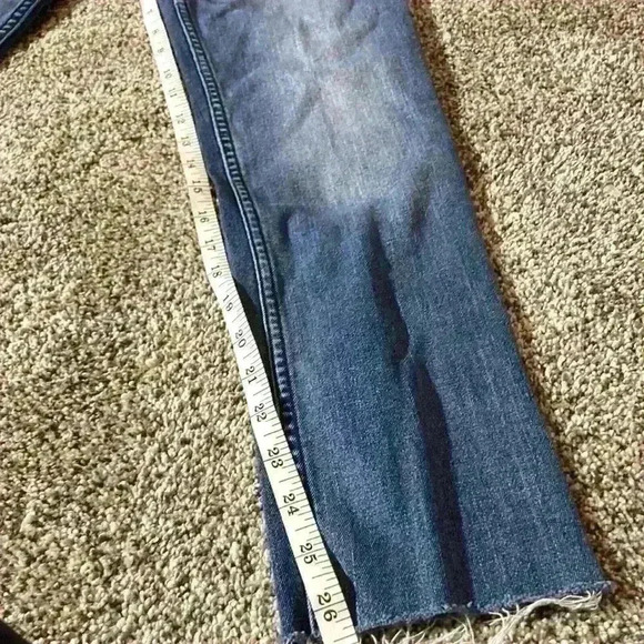 Abercrombie and Fitch Jeans- distressed, 4L - Picture 6 of 10